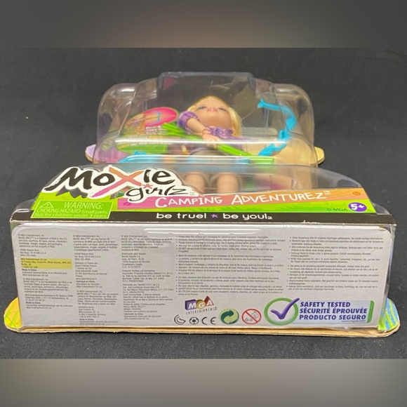 Moxie Girlz Camping Adventurez Archery Champion Doll ~ Avery Brand NEW - Picture 5 of 8